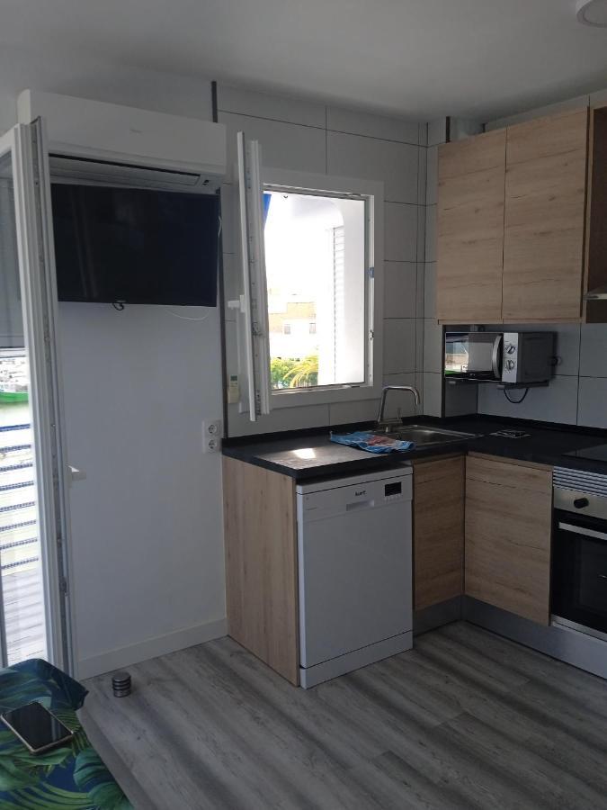 Vora Port Apartman L'Ampolla Kültér fotó